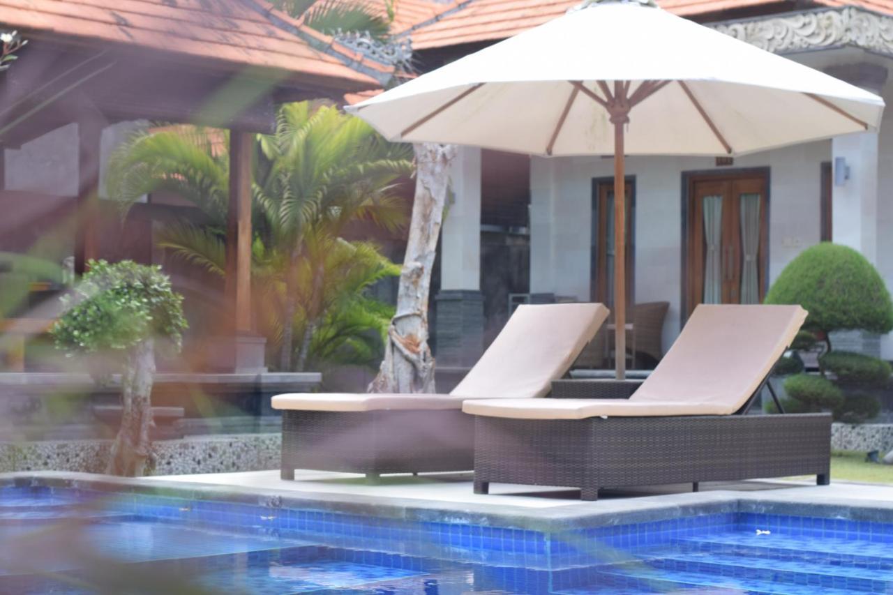 กุส มังค์ สเตย์ Hotel Batununggul ภายนอก รูปภาพ