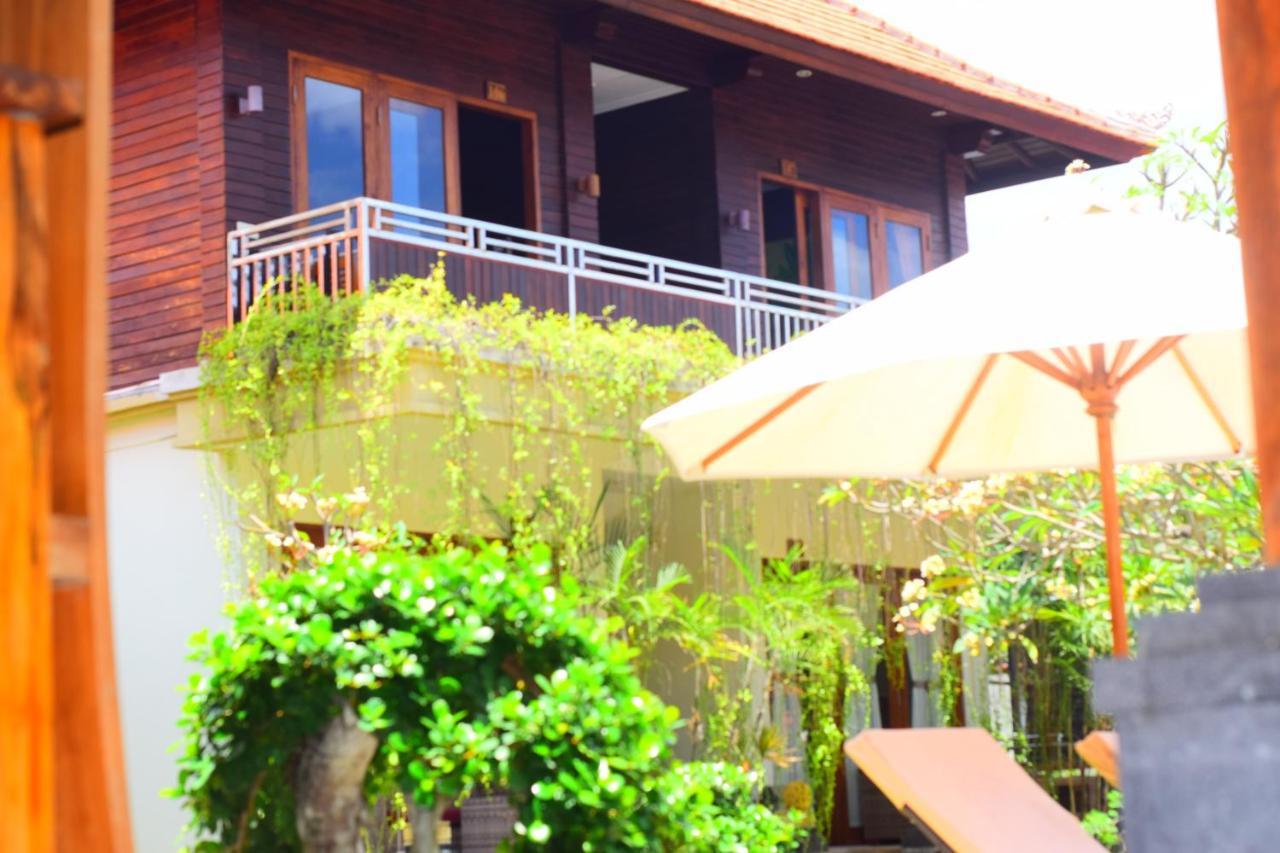 กุส มังค์ สเตย์ Hotel Batununggul ภายนอก รูปภาพ