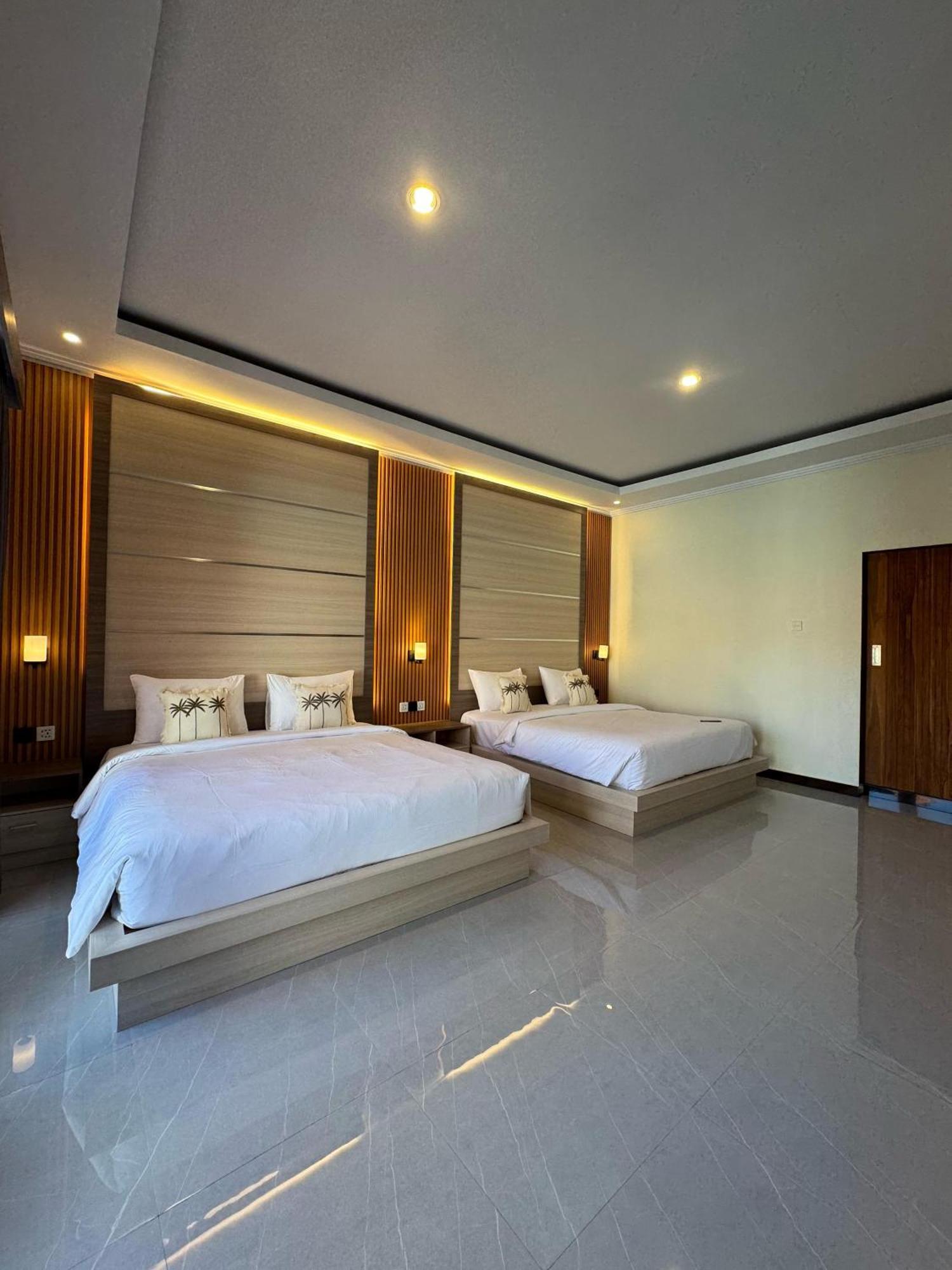 กุส มังค์ สเตย์ Hotel Batununggul ภายนอก รูปภาพ